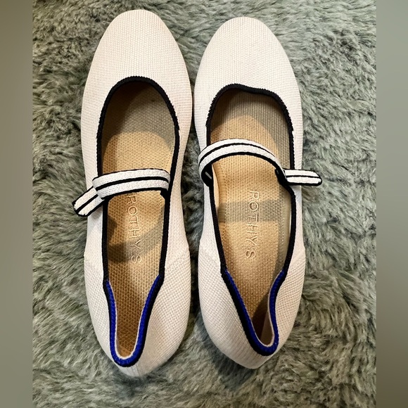 Rothys The Square Mary Jane Size 6 White Cream - Picture 2 of 6